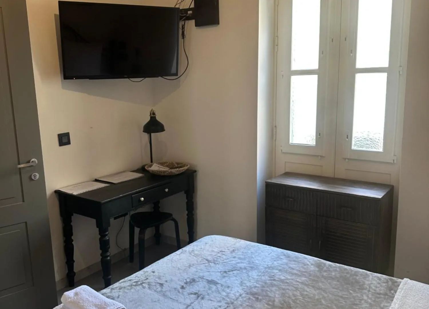 Dahlia Apartment - Paola Modern Townhouse 0*,