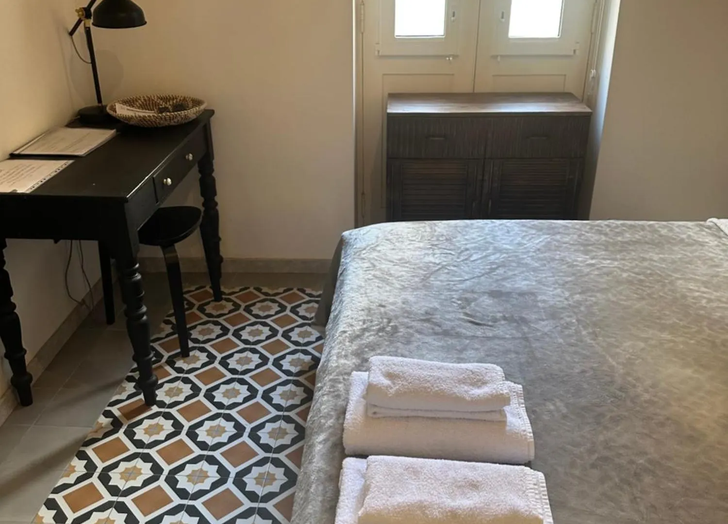 Dahlia Apartment - Paola Modern Townhouse Malta